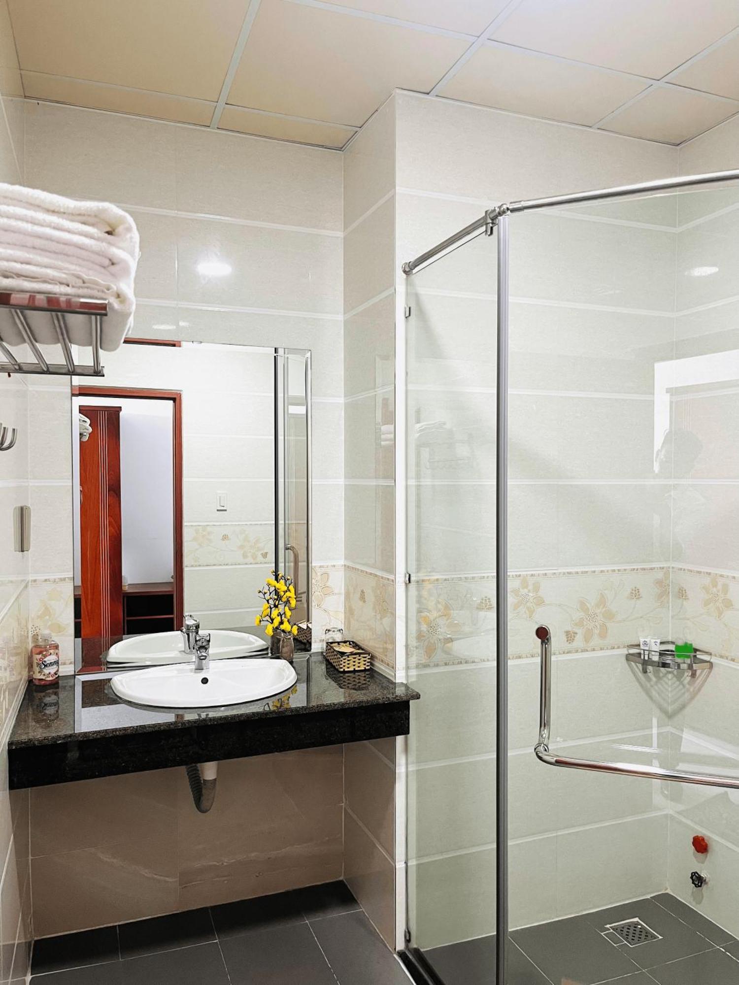 Palace Boutique Hotel Rạch Giá Ngoại thất bức ảnh